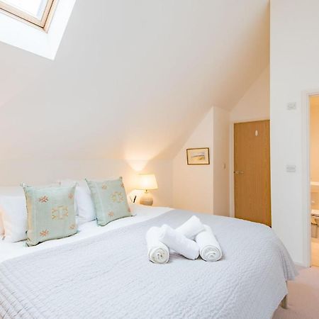 The Loft At Emperor Court By Bloom Stays Canterbury Kültér fotó